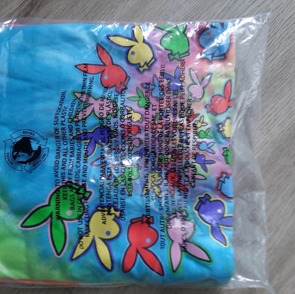 Playboy pride spiral rainbow tee - Picture 3 of 3